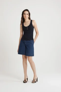 Tanktop mit U-Boot-Ausschnitt aus gerippter Bio-Baumwollmischung